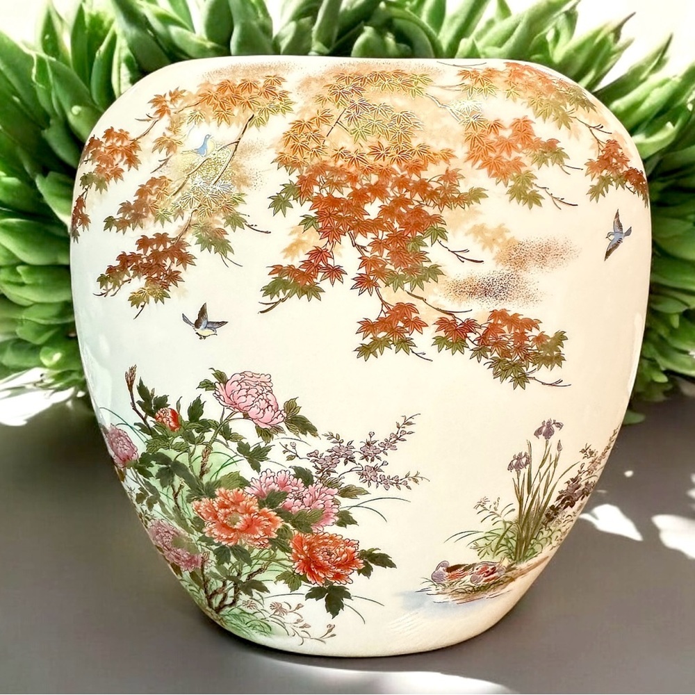 Vintage Yamaji Japan Gilded & Hand Painted Porcelain Pillow Vase 9”